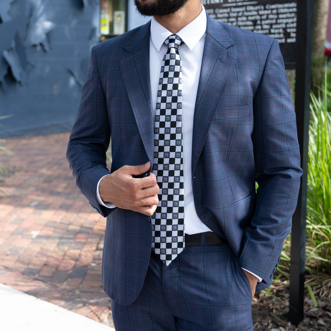 Black & White Masonic Tie – Geometric Square Pattern with Square & Compass Design